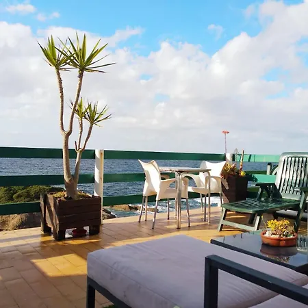 Pura Vida Estano Apartment